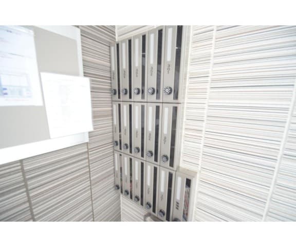 Room image 13