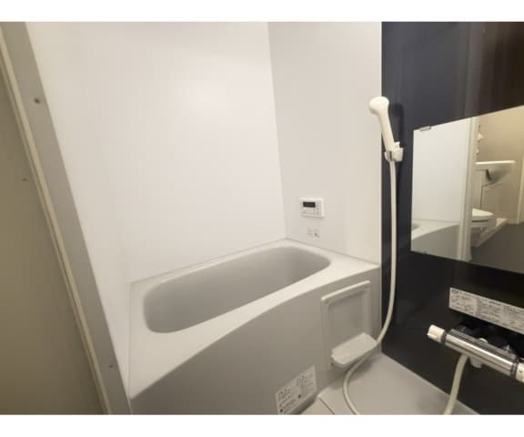 Room image 13