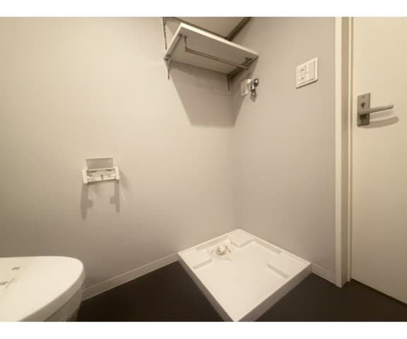 Room image 15