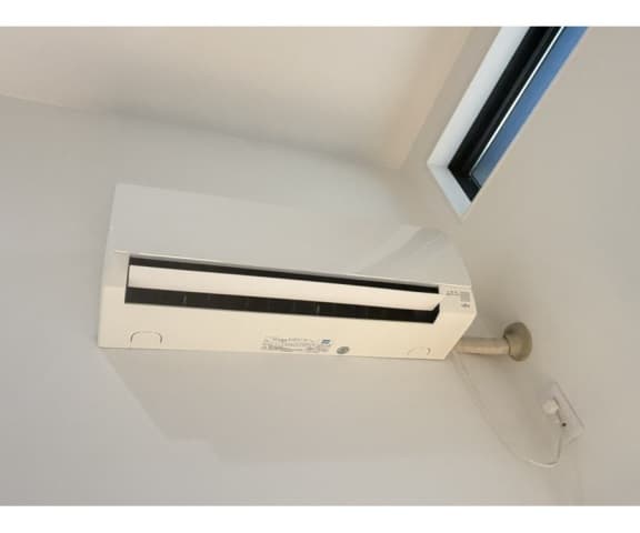 Room image 16
