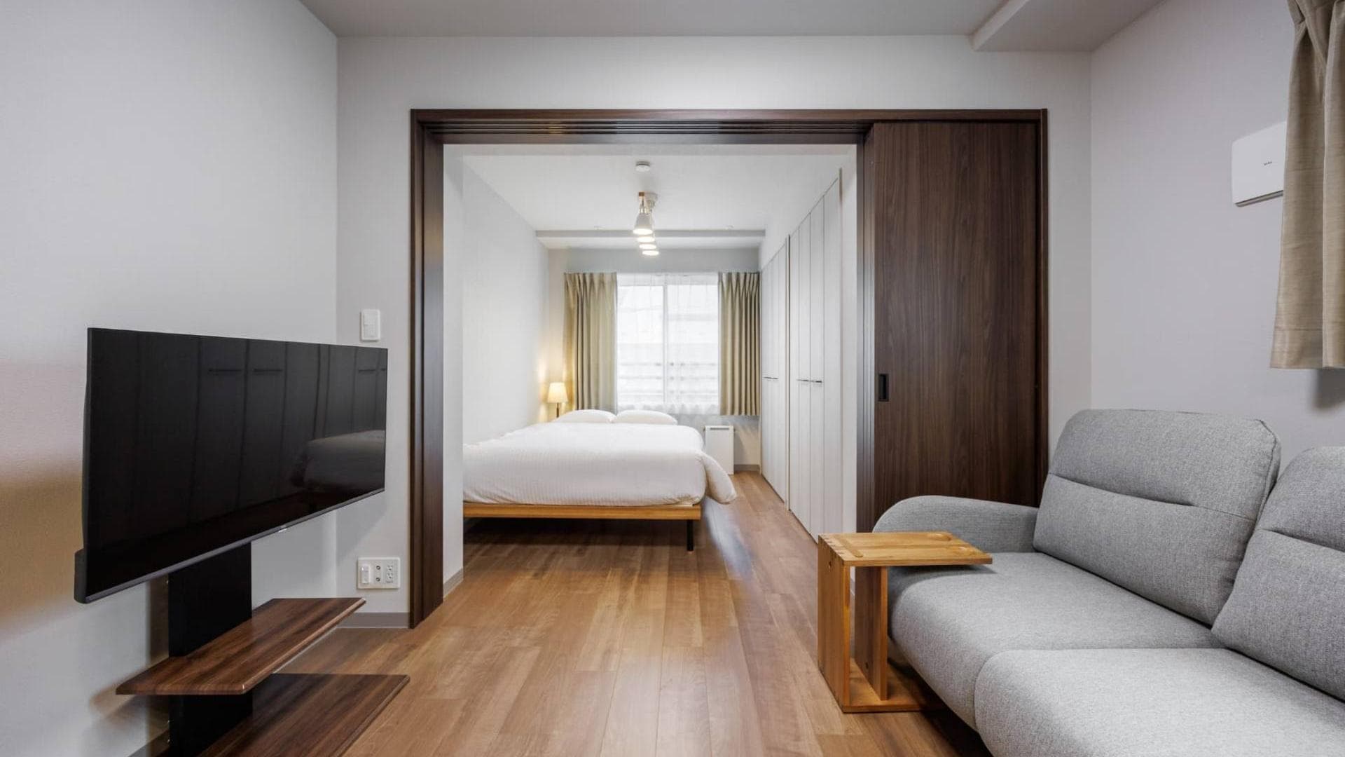 Preview interior of Ebisu