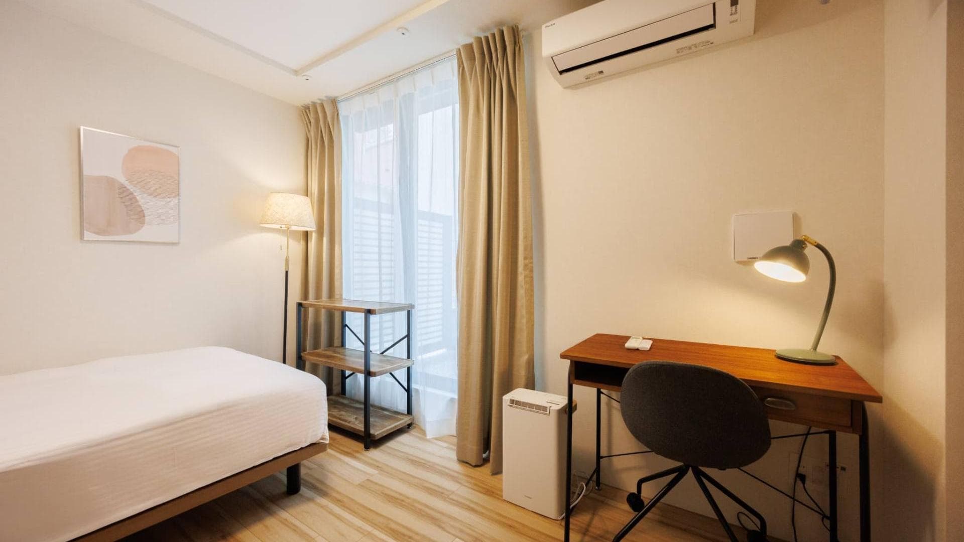 Preview interior of Iidabashi