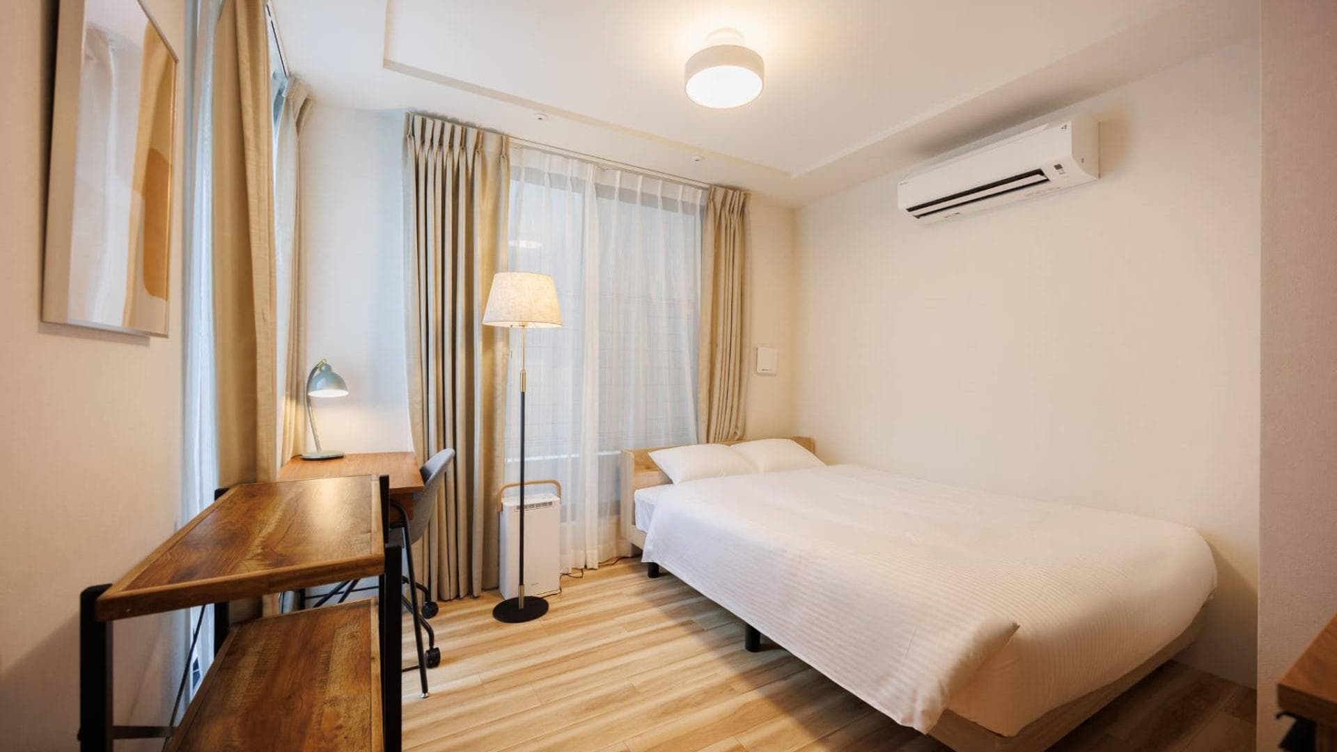Preview interior of Iidabashi