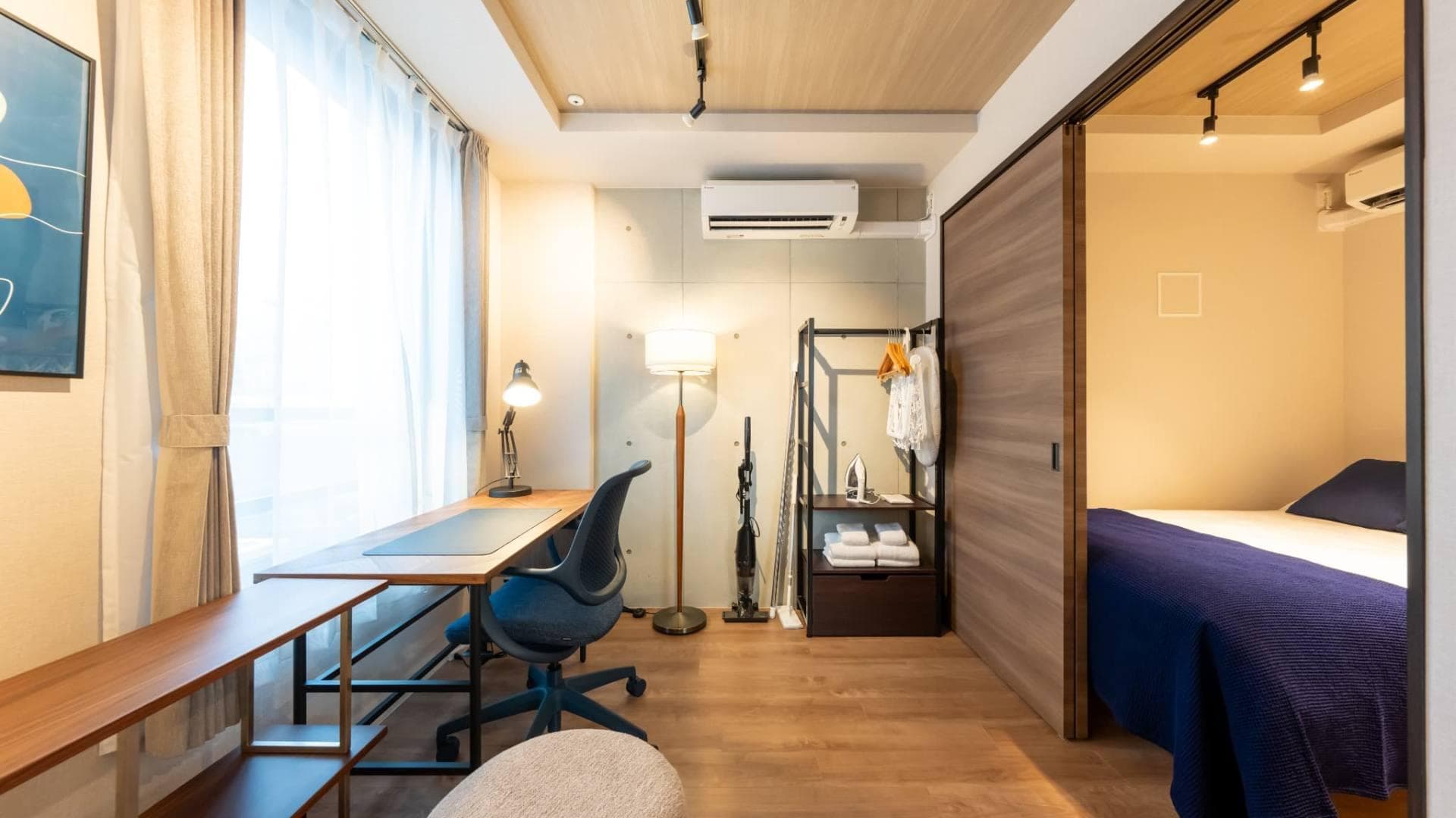 Preview interior of Meguro Hanabusayama