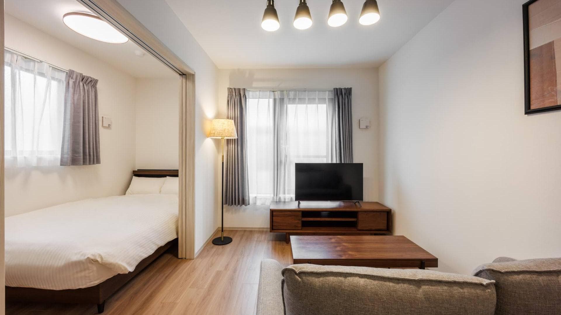 Preview interior of Shin-otsuka