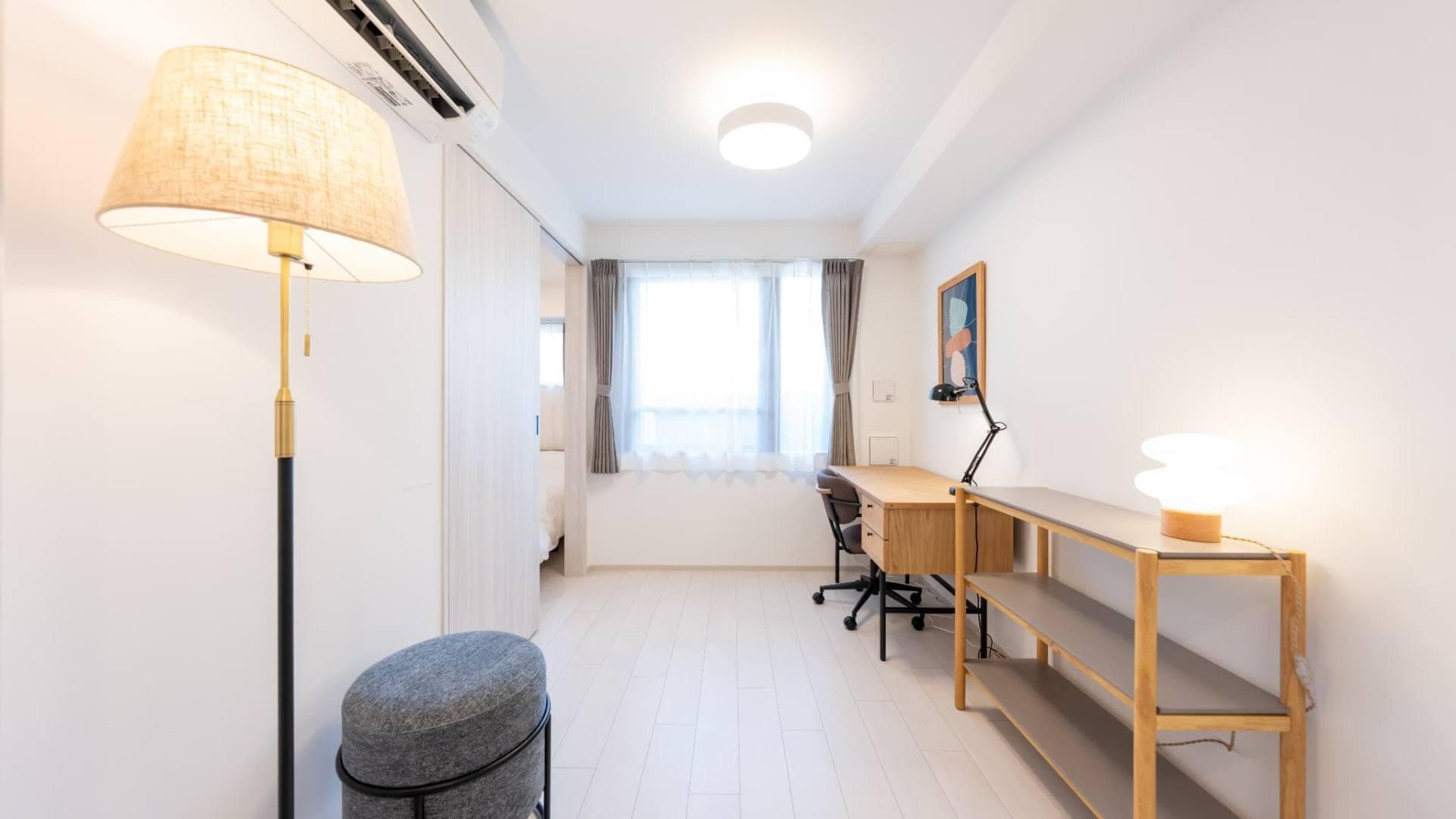 Preview interior of Shin-otsuka