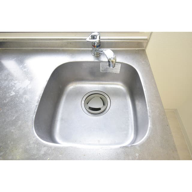 Room image 16