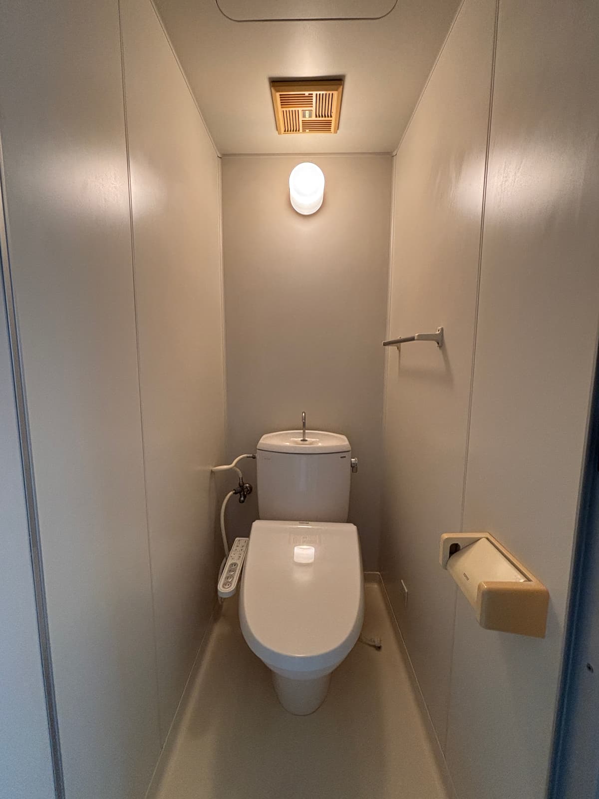 Room image 9
