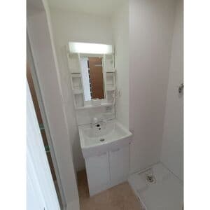 Room image 14