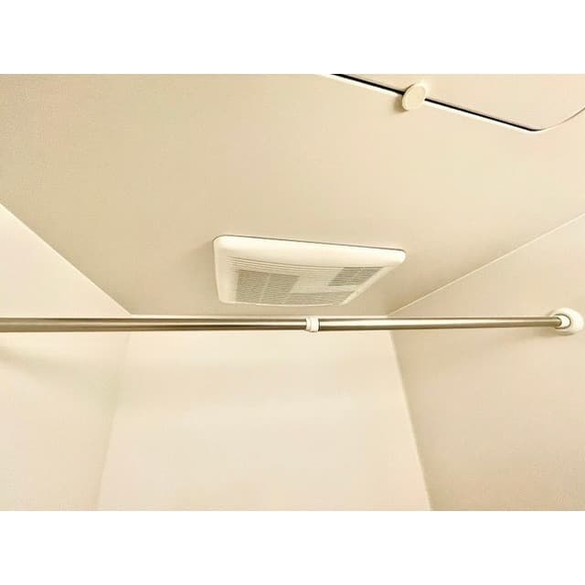 Room image 15