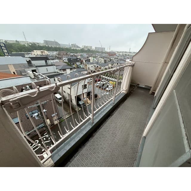 Room image 11