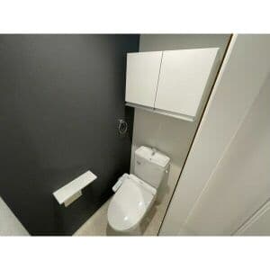 Room image 9