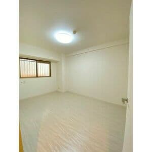 Room image 16
