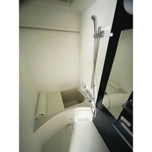 Room image 8