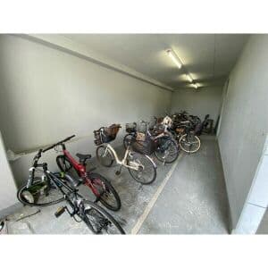 Room image 11