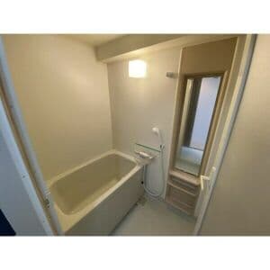 Room image 16