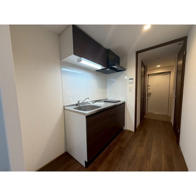 Room image 11