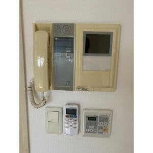 Room image 16