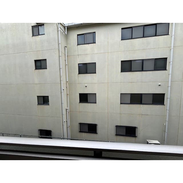 Room image 15