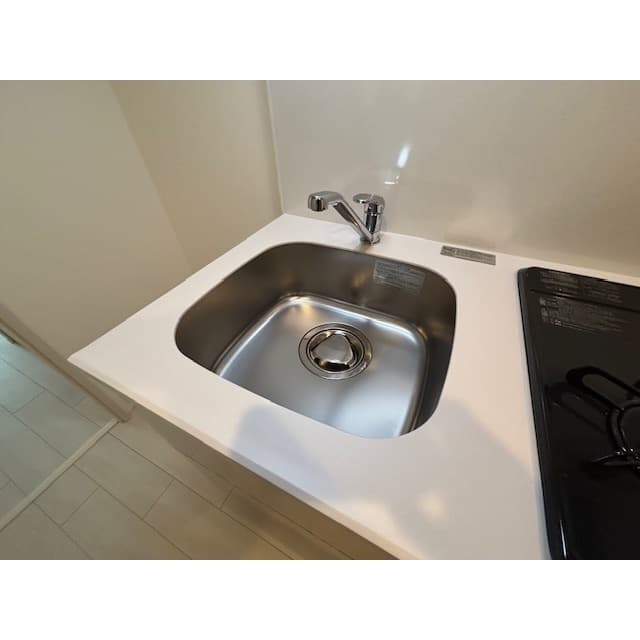 Room image 16
