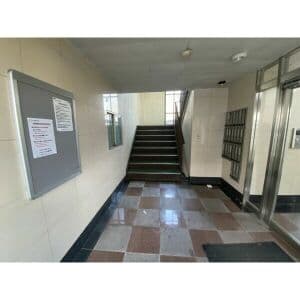 Room image 8