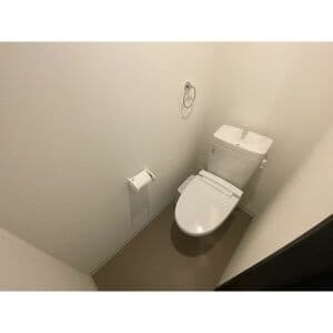 Room image 13