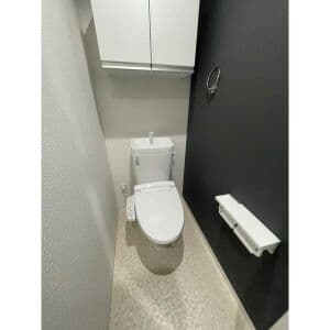Room image 11