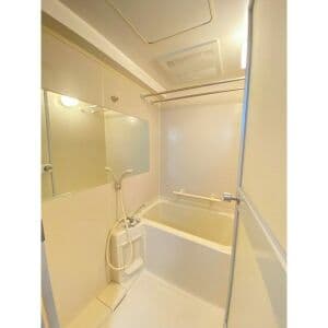 Room image 15