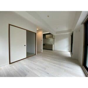 Room image 13