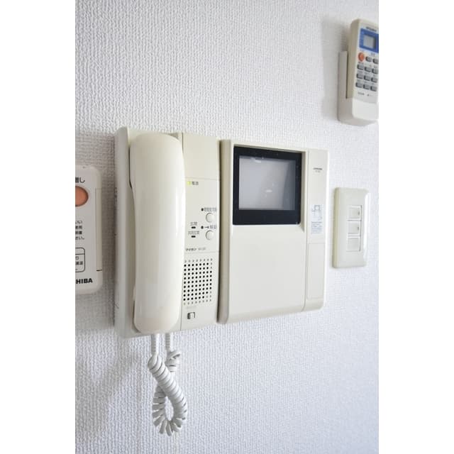 Room image 16