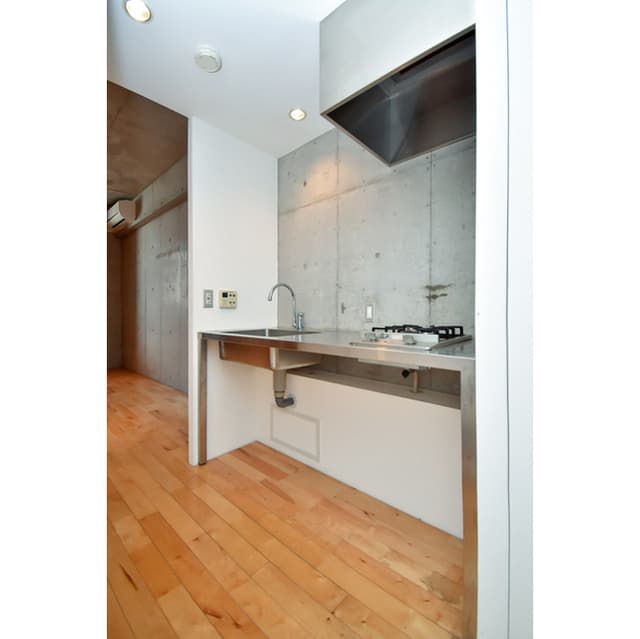 Room image 10