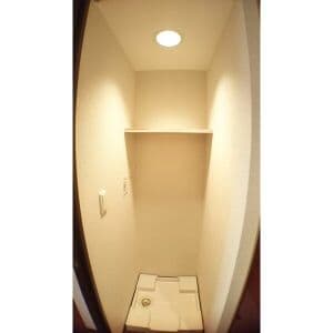 Room image 13