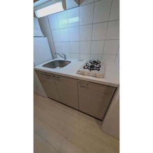 Room image 8