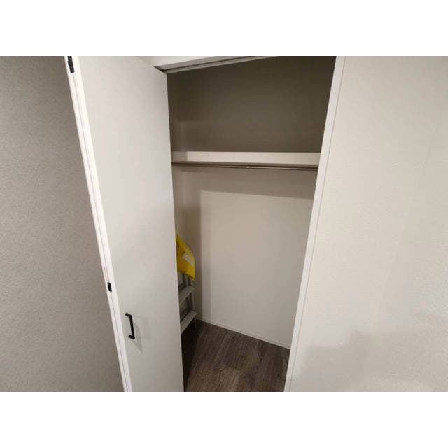 Room image 14
