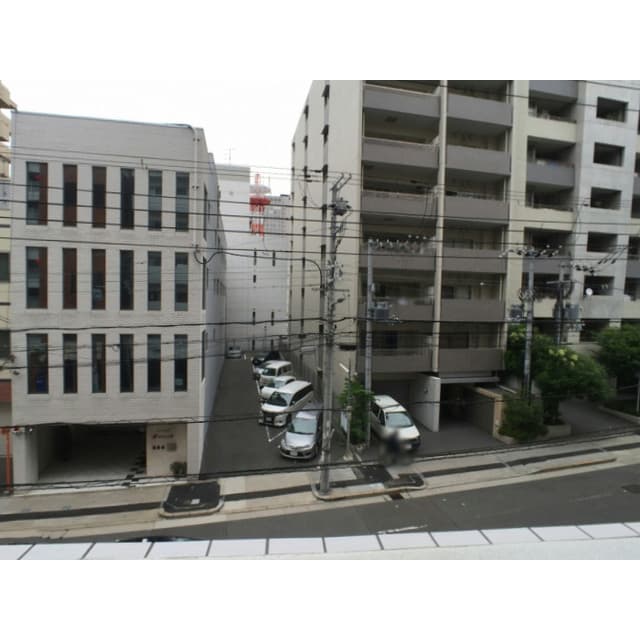 Room image 8