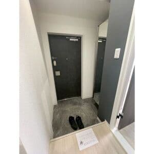 Room image 13