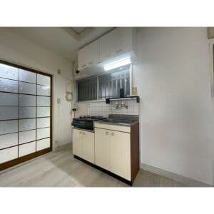 Room image 14