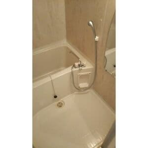 Room image 15