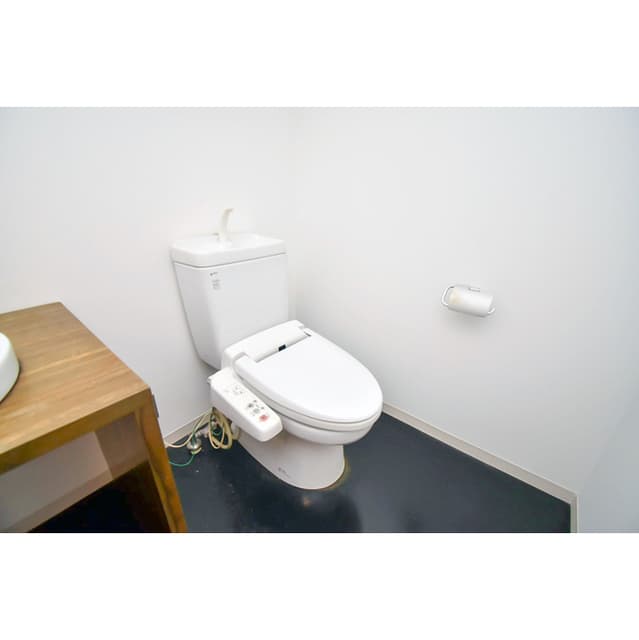 Room image 12