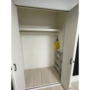Room image 13