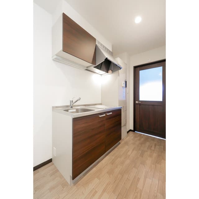 Room image 10