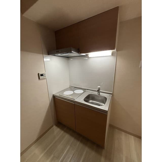 Room image 9