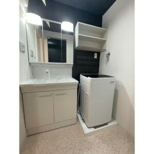 Room image 12