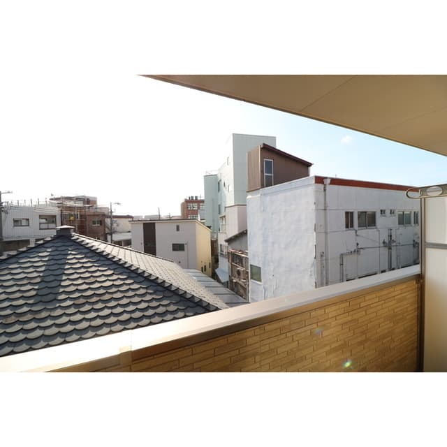 Room image 11