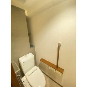 Room image 13