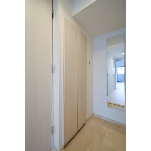Room image 15