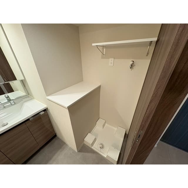 Room image 14