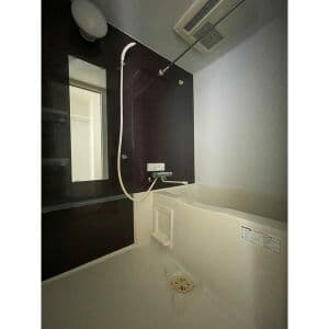 Room image 14