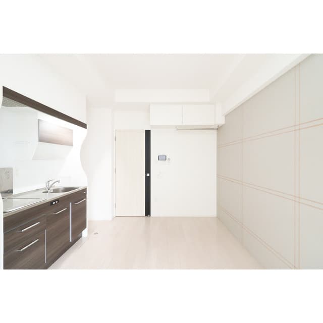 Room image 15