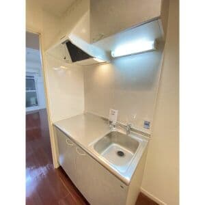 Room image 12